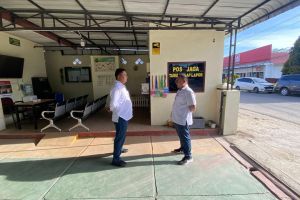 Sekretaris Pengadilan Agama Sidikalang Sampaikan Amanat dalam Morning Briefing Petugas Keamanan